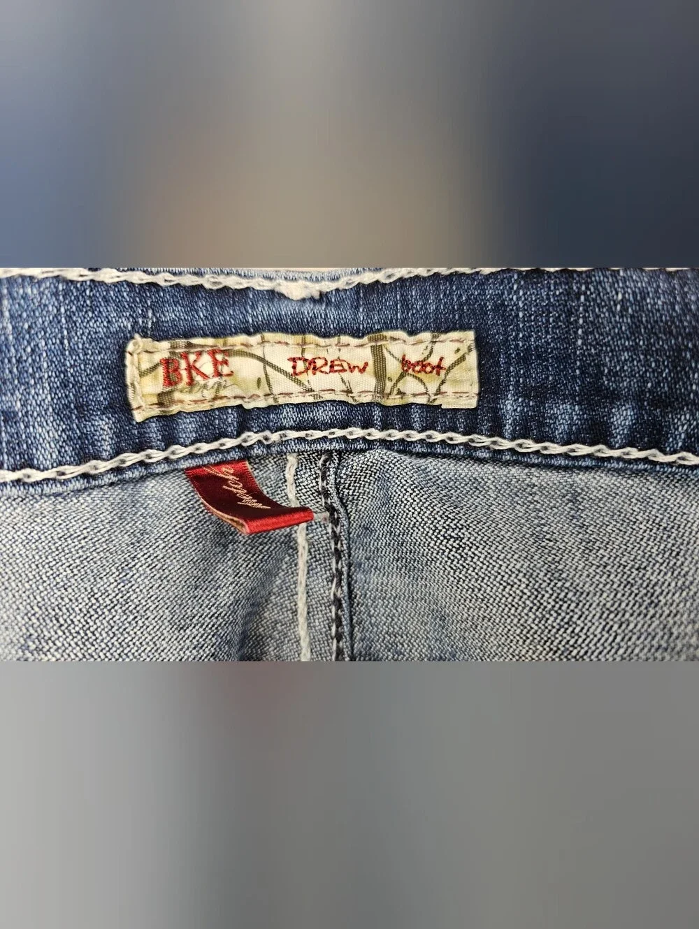 BKE Drew Jeans / 34 x 31.5 / Distressed - Dark Wash / Bootcut
